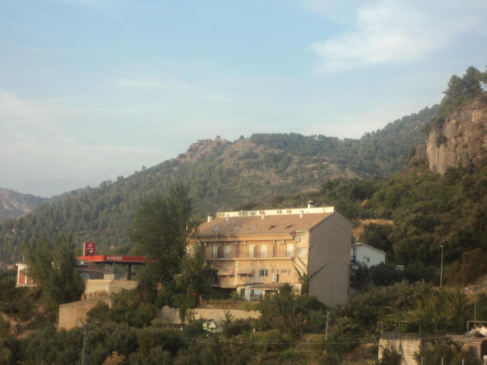 Hotel San Julian Burunchel Екстериор снимка