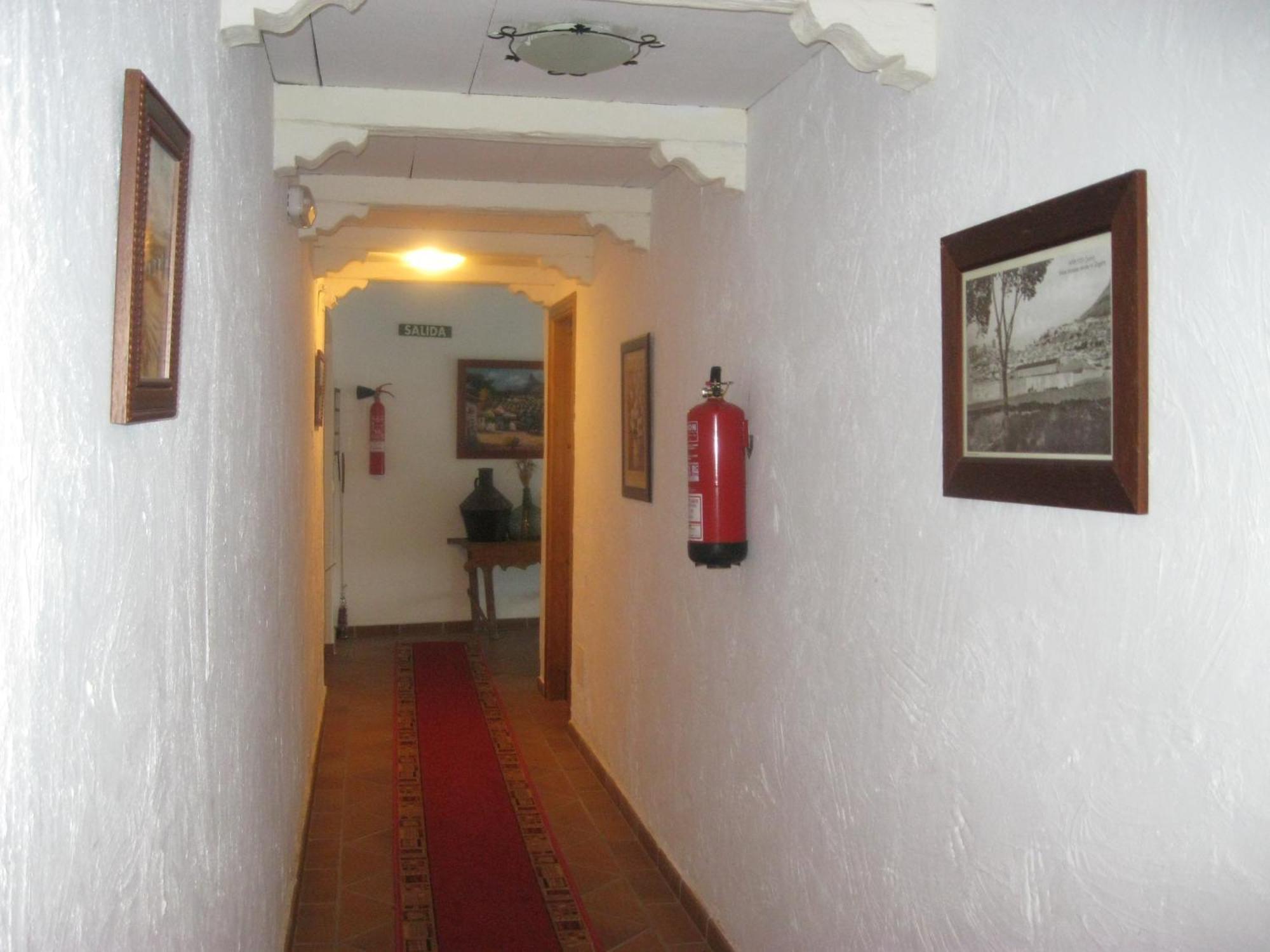 Hotel San Julian Burunchel Екстериор снимка